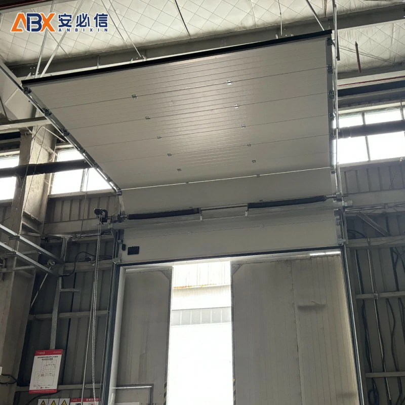 江门铝板滑升门